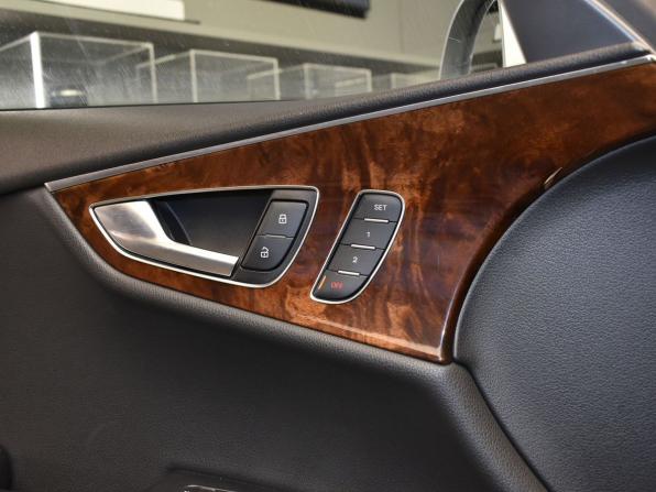 Audi A7 I (4G) с пробегом 2011 года, цена 1 750 000 рублей, 240000 км, лифтбек, Автокод Объявления
