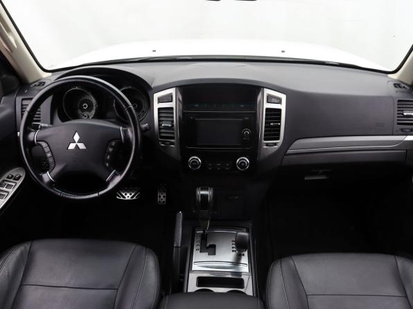 Mitsubishi Pajero IV Рестайлинг 2 с пробегом 2014 года, цена 2 599 000 рублей, 145107 км, внедорожник, Автокод Объявления