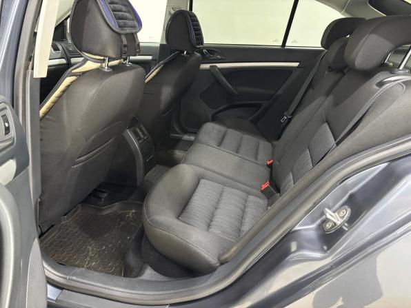 Skoda Octavia II (A5) Рестайлинг с пробегом 2012 года, цена 890 000 рублей, 182142 км, лифтбек, Автокод Объявления