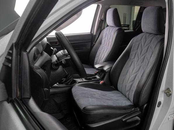 Toyota Hilux VIII с пробегом 2017 года, цена 3 584 000 рублей, 220667 км, offers.body_type.unknown, Автокод Объявления