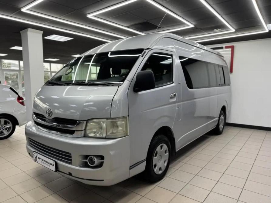 Toyota HiAce H200 Челябинск  - изображение 1