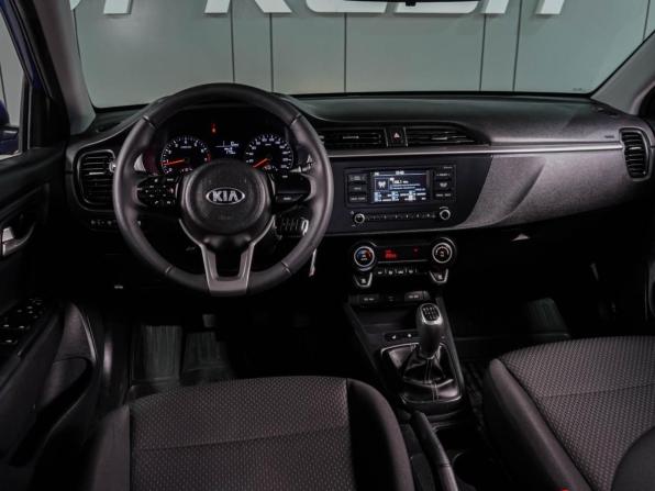 Kia Rio IV Рестайлинг с пробегом 2021 года, цена 1 589 000 рублей, 59520 км, седан, Автокод Объявления