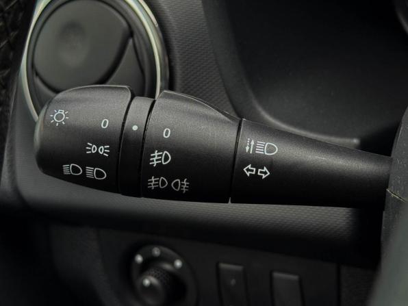 Renault Sandero II с пробегом 2017 года, цена 1 079 000 рублей, 96186 км, хэтчбек, Автокод Объявления