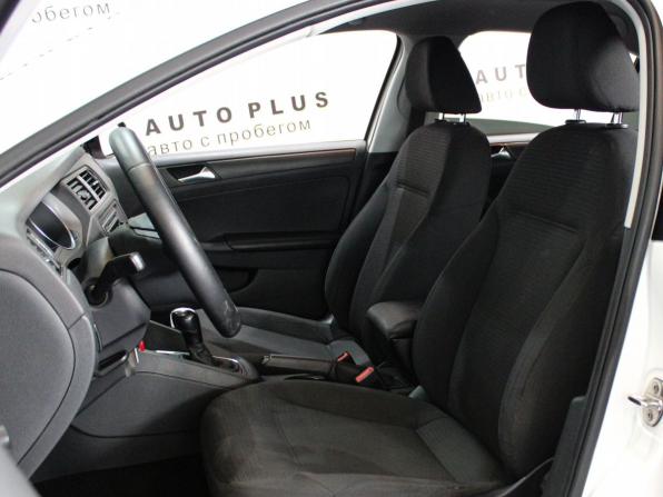Volkswagen Jetta VI Рестайлинг с пробегом 2015 года, цена 1 029 000 рублей, 219000 км, седан, Автокод Объявления