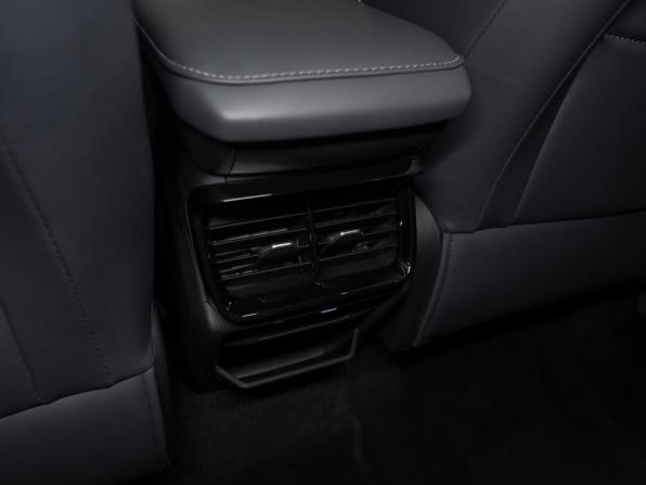 Geely Atlas II с пробегом 2024 года, цена 2 720 000 рублей, 29438 км, внедорожник, Автокод Объявления