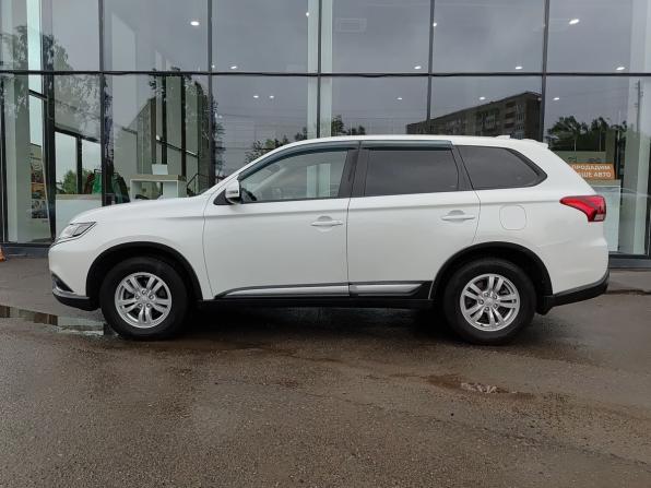 Mitsubishi Outlander III Рестайлинг 3 с пробегом 2018 года, цена 2 095 000 рублей, 132583 км, внедорожник, Автокод Объявления