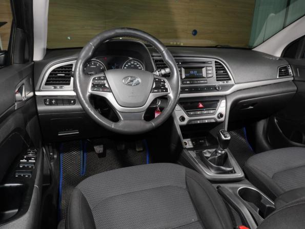 Hyundai Elantra VI (AD) с пробегом 2018 года, цена 998 000 рублей, 205887 км, седан, Автокод Объявления