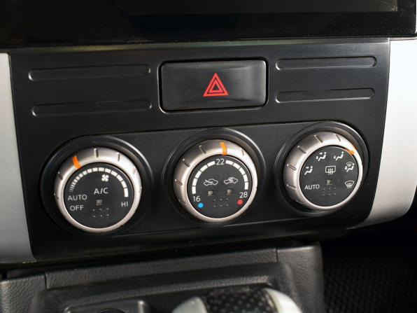 Nissan X-Trail II с пробегом 2010 года, цена 1 049 999 рублей, 190709 км, внедорожник, Автокод Объявления
