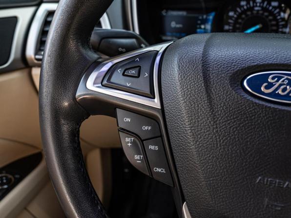 Ford Fusion (North America) II с пробегом 2015 года, цена 1 435 000 рублей, 160360 км, седан, Автокод Объявления