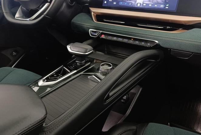 Geely Monjaro I с пробегом 2024 года, цена 3 230 000 рублей, 88927 км, внедорожник, Автокод Объявления