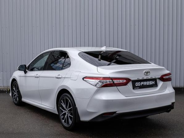 Toyota Camry VIII (XV70) Рестайлинг с пробегом 2021 года, цена 3 750 000 рублей, 55980 км, седан, Автокод Объявления