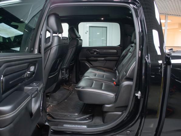 Ram 1500 V с пробегом 2022 года, цена 8 199 000 рублей, 71567 км, offers.body_type.unknown, Автокод Объявления