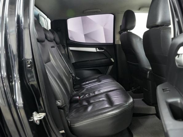 Isuzu D-Max II с пробегом 2016 года, цена 2 280 000 рублей, 107000 км, пикап, Автокод Объявления
