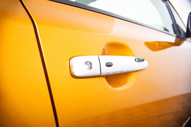 Nissan Leaf I (ZE0/AZE0) с пробегом 2015 года, цена 999 000 рублей, 108000 км, хэтчбек, Автокод Объявления