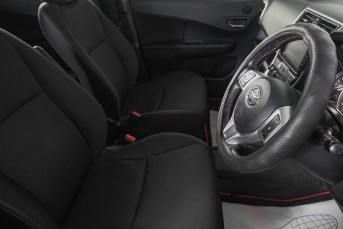 Toyota Ractis II с пробегом 2014 года, цена 1 299 000 рублей, 166000 км, хэтчбек, Автокод Объявления