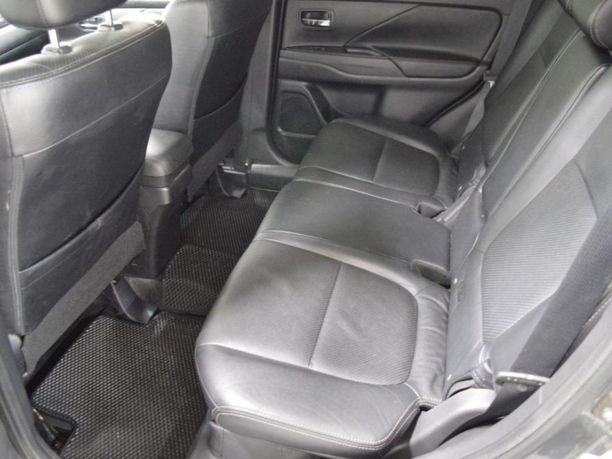 Mitsubishi Outlander III Рестайлинг 2 Санкт-Петербург  - изображение 11