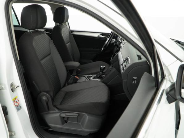Volkswagen Tiguan II с пробегом 2017 года, цена 2 098 999 рублей, 151834 км, внедорожник, Автокод Объявления