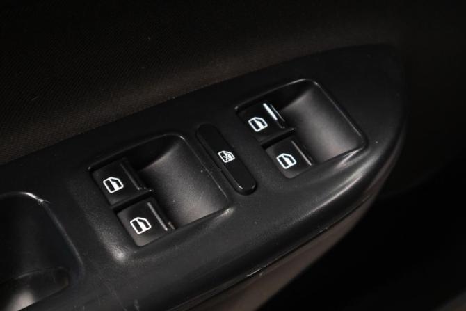 Skoda Octavia II (A5) Рестайлинг с пробегом 2011 года, цена 659 000 рублей, 245000 км, лифтбек, Автокод Объявления