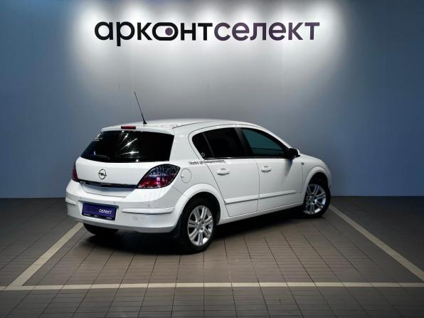 Opel Astra H Рестайлинг с пробегом 2011 года, цена 600 000 рублей, 202768 км, хэтчбек, Автокод Объявления