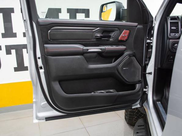 Ram 1500 V Рестайлинг с пробегом 2026 года, цена 11 999 000 рублей, 34 км, offers.body_type.unknown, Автокод Объявления