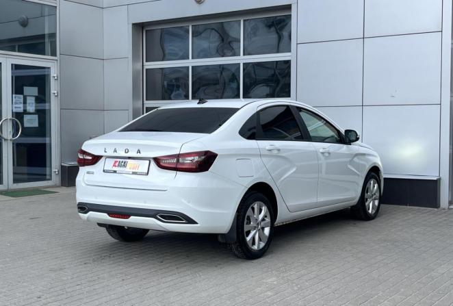 Lada (ВАЗ) Vesta I Рестайлинг (NG) с пробегом 2024 года, цена 1 385 000 рублей, 8084 км, седан, Автокод Объявления