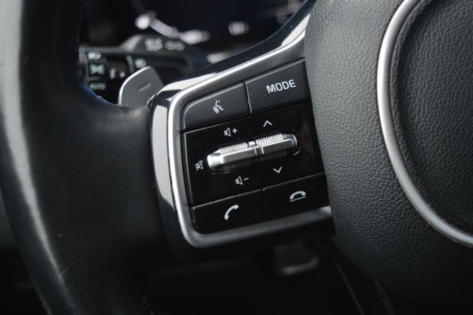 Kia Sorento IV с пробегом 2020 года, цена 3 850 000 рублей, 102500 км, внедорожник, Автокод Объявления