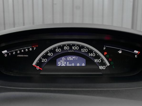 Honda Freed I Рестайлинг с пробегом 2012 года, цена 1 180 000 рублей, 125828 км, компактвэн, Автокод Объявления