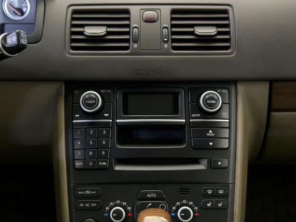 Volvo XC90 I Рестайлинг с пробегом 2008 года, цена 950 000 рублей, 366813 км, внедорожник, Автокод Объявления