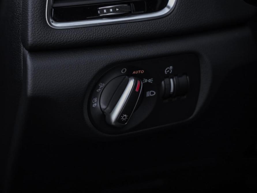Audi Q3 I (8U) Рестайлинг Санкт-Петербург  - изображение 22