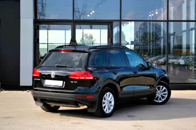 Volkswagen Touareg II Рестайлинг с пробегом 2015 года, цена 1 950 000 рублей, 272412 км, внедорожник, Автокод Объявления