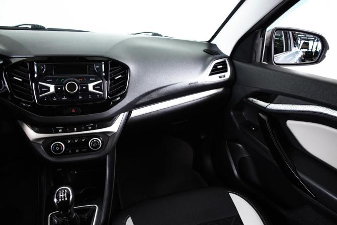 Lada (ВАЗ) Vesta I с пробегом 2019 года, цена 929 000 рублей, 133000 км, седан, Автокод Объявления