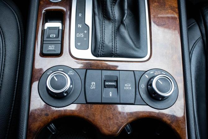 Volkswagen Touareg II с пробегом 2013 года, цена 2 099 000 рублей, 199352 км, внедорожник, Автокод Объявления