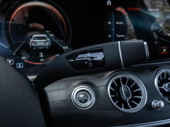Mercedes-Benz E-Класс V (W213 S213 C238) Рестайлинг с пробегом 2021 года, цена 5 100 000 рублей, 37017 км, седан, Автокод Объявления
