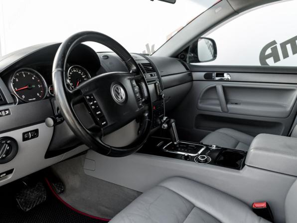 Volkswagen Touareg I Рестайлинг с пробегом 2008 года, цена 1 020 000 рублей, 235005 км, внедорожник, Автокод Объявления