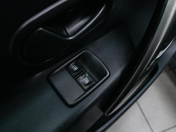 Renault Sandero II с пробегом 2018 года, цена 1 049 000 рублей, 64784 км, хэтчбек, Автокод Объявления