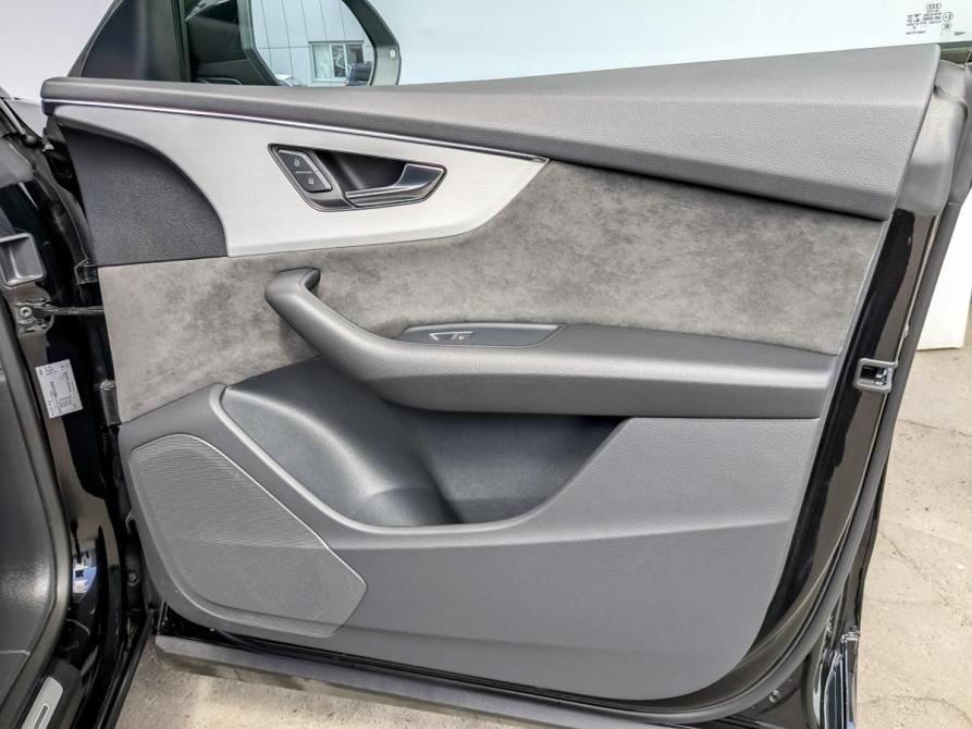Audi Q8 I (4M) Москва  - изображение 25