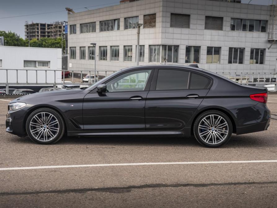 BMW 5 серии VII (G30/G31/G38) Москва  - изображение 9