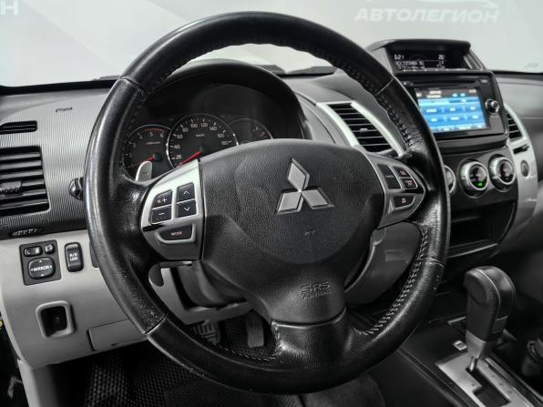 Mitsubishi Pajero Sport II Рестайлинг с пробегом 2014 года, цена 1 820 000 рублей, 292000 км, внедорожник, Автокод Объявления