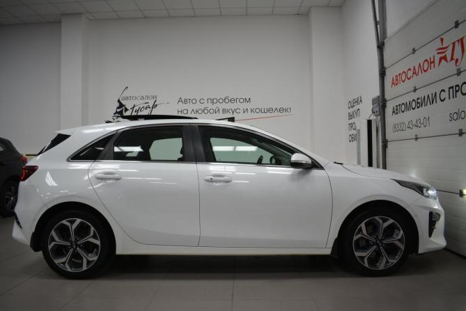 Kia Ceed III с пробегом 2020 года, цена 1 789 000 рублей, 52000 км, хэтчбек, Автокод Объявления