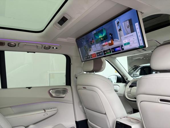 Lynk &amp; Co 900 с пробегом 2026 года, цена 8 350 000 рублей, 45 км, внедорожник, Автокод Объявления