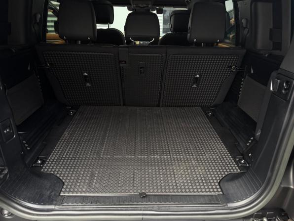 Land Rover Defender II с пробегом 2022 года, цена 11 300 000 рублей, 40895 км, внедорожник, Автокод Объявления