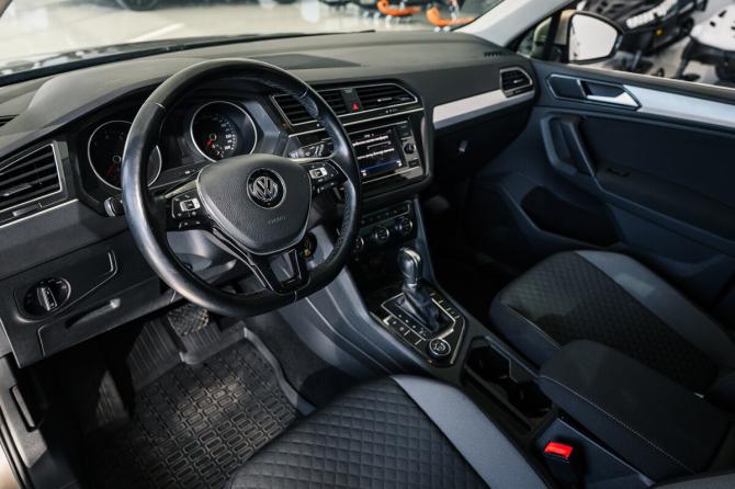 Volkswagen Tiguan II с пробегом 2018 года, цена 2 580 000 рублей, 90622 км, внедорожник, Автокод Объявления