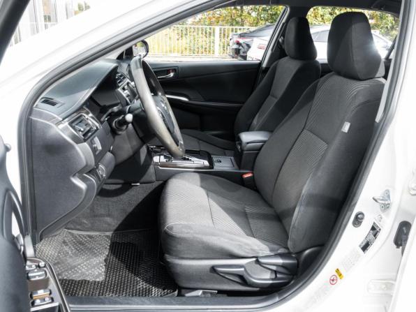 Toyota Camry VII (XV50) Рестайлинг с пробегом 2015 года, цена 1 774 000 рублей, 272815 км, седан, Автокод Объявления