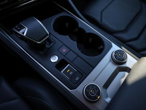 Volkswagen Touareg III с пробегом 2022 года, цена 7 298 000 рублей, 28122 км, внедорожник, Автокод Объявления