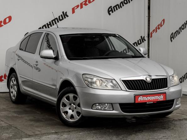 Skoda Octavia II (A5) Рестайлинг с пробегом 2009 года, цена 700 000 рублей, 244676 км, лифтбек, Автокод Объявления