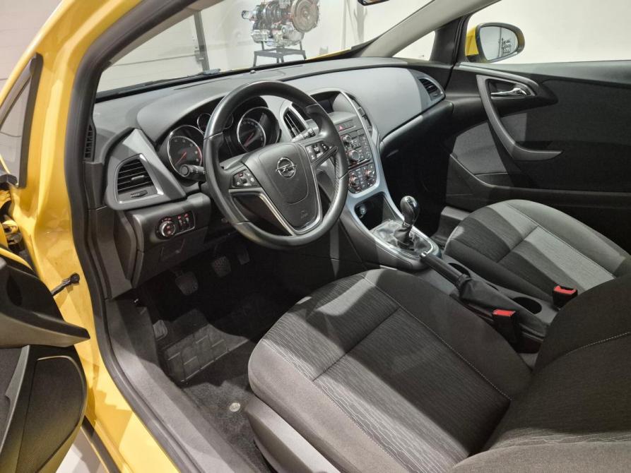 Opel Astra J Рестайлинг Москва  - изображение 7
