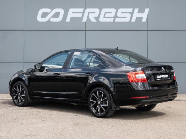 Skoda Octavia III (A7) Рестайлинг с пробегом 2018 года, цена 1 830 000 рублей, 166233 км, лифтбек, Автокод Объявления