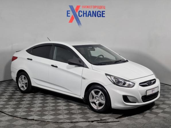 Hyundai Solaris I с пробегом 2012 года, цена 715 000 рублей, 172169 км, седан, Автокод Объявления