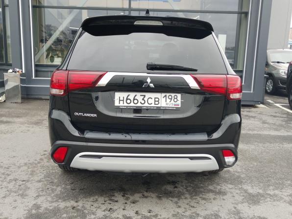 Mitsubishi Outlander III Рестайлинг 3 с пробегом 2021 года, цена 2 320 000 рублей, 100000 км, внедорожник, Автокод Объявления