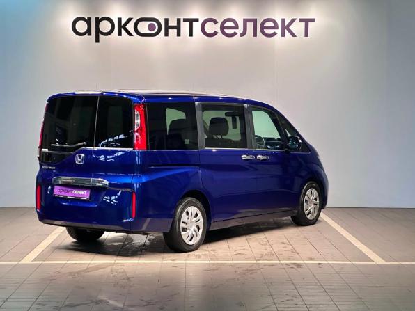 Honda Stepwgn V с пробегом 2015 года, цена 1 748 000 рублей, 149169 км, минивэн, Автокод Объявления